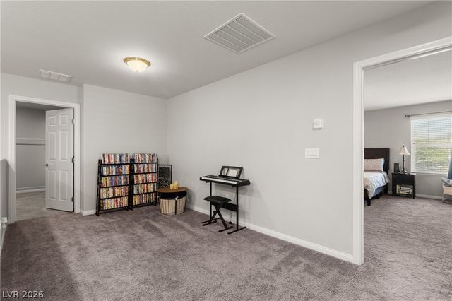 7215 Dazzle Point Street, North Las Vegas, NV 89084