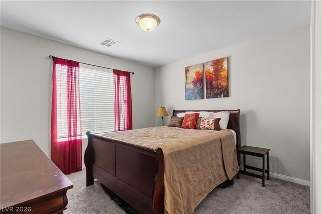 7215 Dazzle Point Street, North Las Vegas, NV 89084