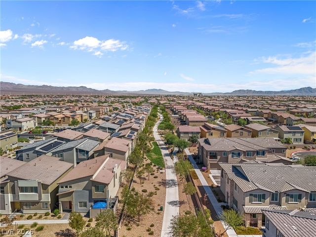 7215 Dazzle Point Street, North Las Vegas, NV 89084