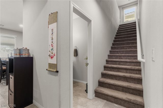 7215 Dazzle Point Street, North Las Vegas, NV 89084