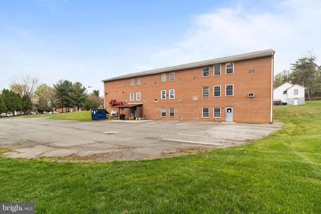 5001 BACKLICK RD, Annandale, VA 22003