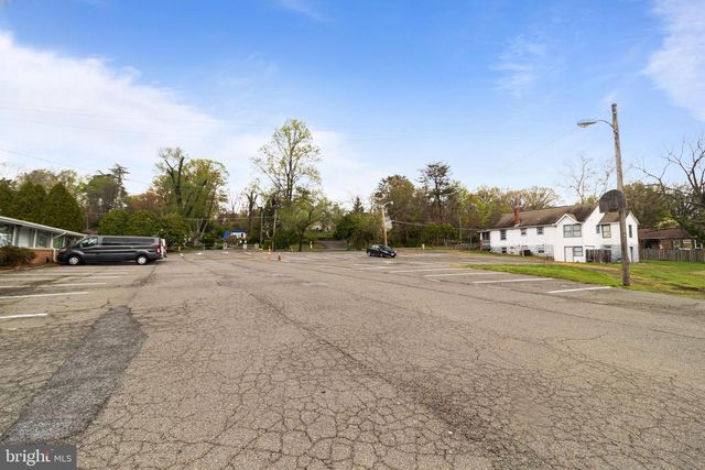 5001 BACKLICK RD, Annandale, VA 22003