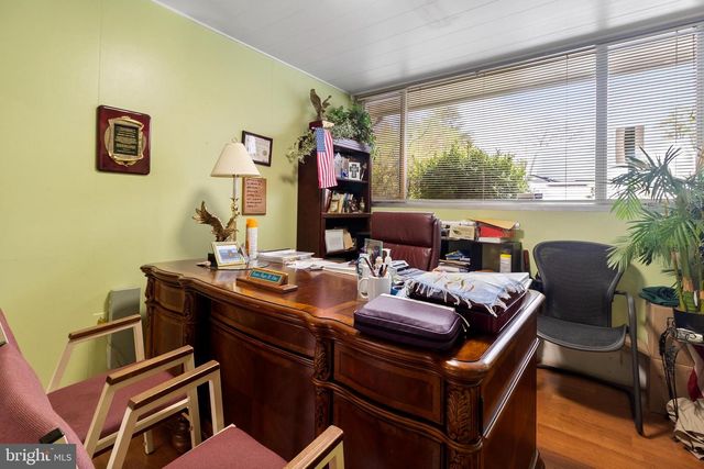 5001 BACKLICK RD, Annandale, VA 22003