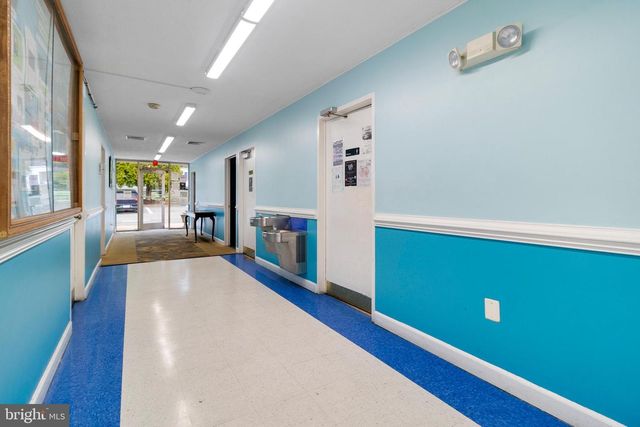 5001 BACKLICK RD, Annandale, VA 22003