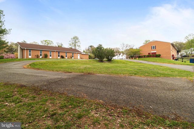 5001 BACKLICK RD, Annandale, VA 22003