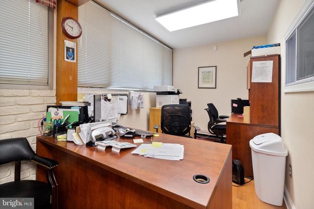 5001 BACKLICK RD, Annandale, VA 22003