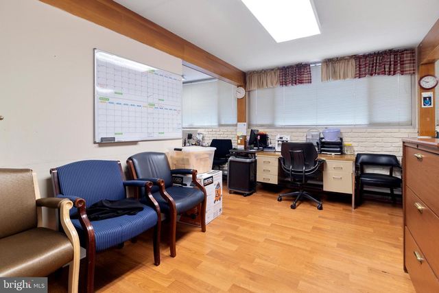 5001 BACKLICK RD, Annandale, VA 22003