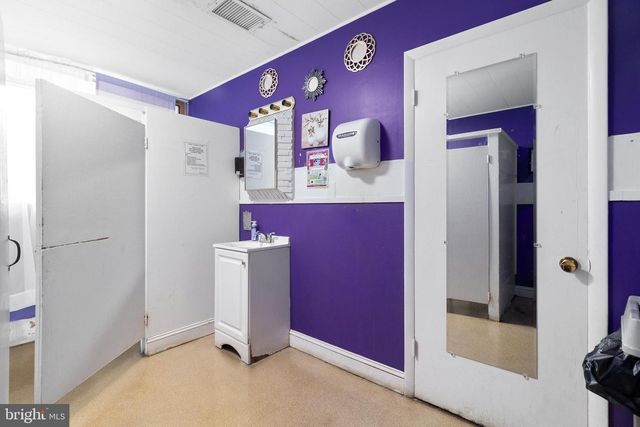 5001 BACKLICK RD, Annandale, VA 22003