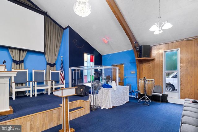 5001 BACKLICK RD, Annandale, VA 22003