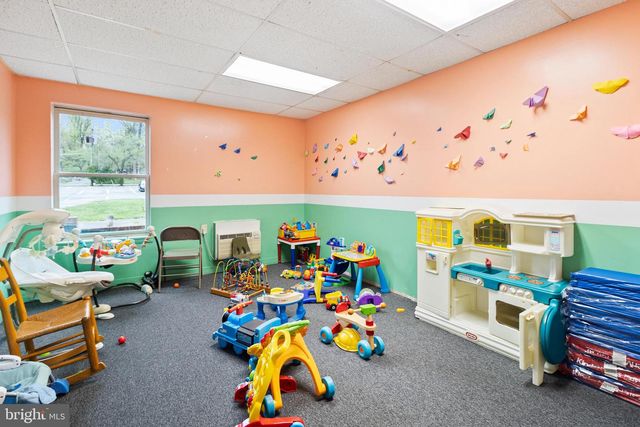 5001 BACKLICK RD, Annandale, VA 22003