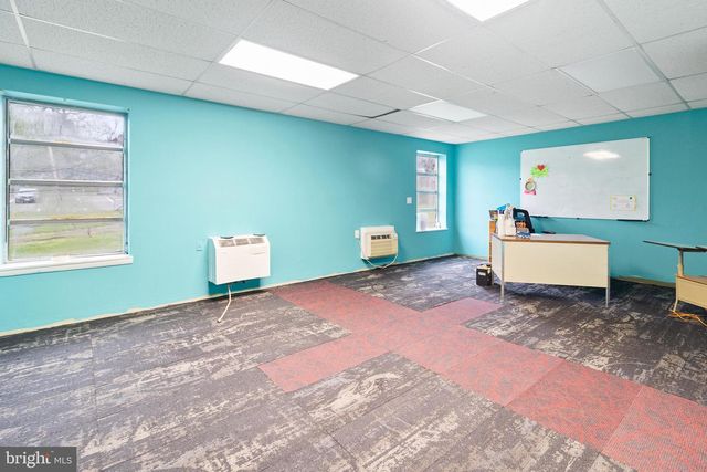 5001 BACKLICK RD, Annandale, VA 22003