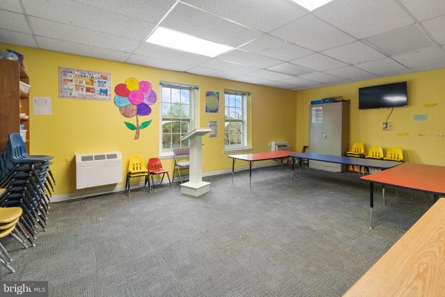 5001 BACKLICK RD, Annandale, VA 22003