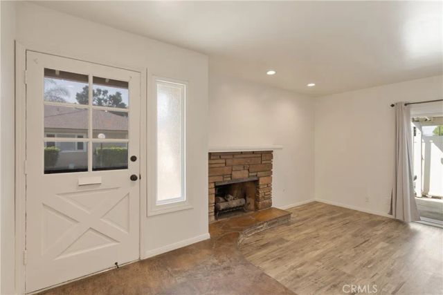 1919 Sherry 37, Santa Ana, CA 92705