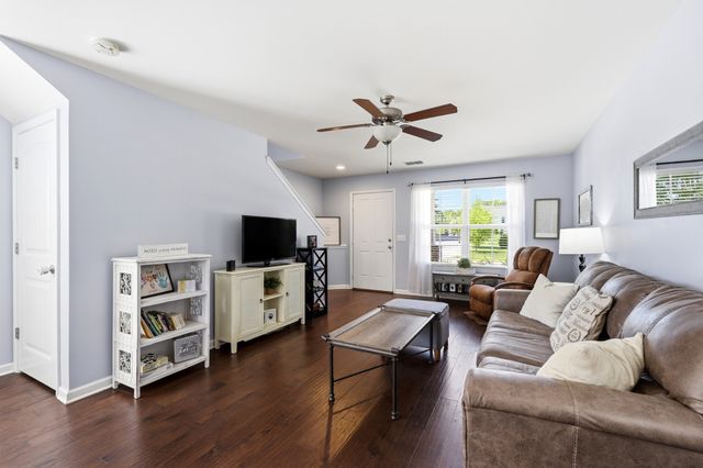 3928 Hoggett Ford Rd, Hermitage, TN 37076