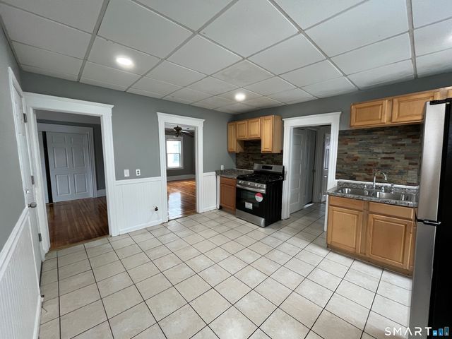 146 Black Rock Avenue Apt3, New Britain, CT 06052