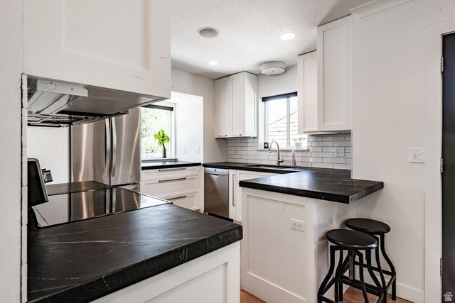 6282 S COBBLECREST RD, Holladay, UT 84121