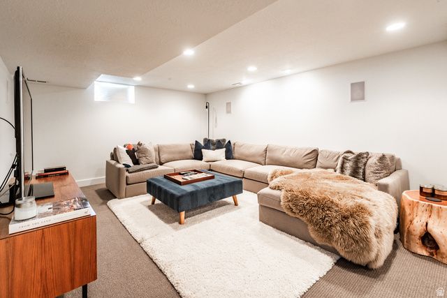 6282 S COBBLECREST RD, Holladay, UT 84121