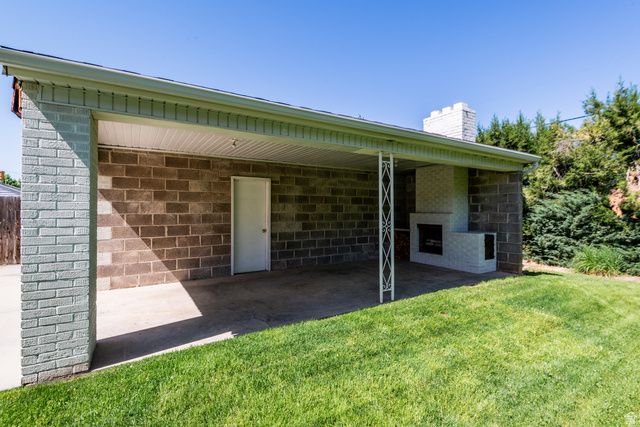 6282 S COBBLECREST RD, Holladay, UT 84121