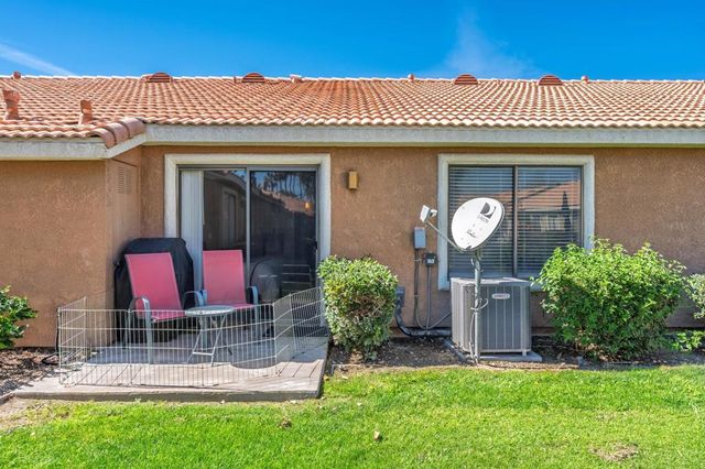 40770 Sandy Gale Lane B, Palm Desert, CA 92211