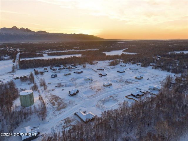 L8 E Fig Circle, Palmer, AK 99645