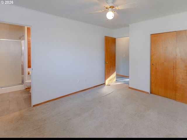 3738 PENNSYLVANIA St, Longview, WA 98632