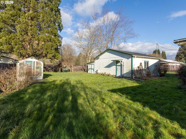 3738 PENNSYLVANIA St, Longview, WA 98632