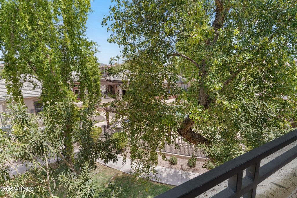 5345 E VAN BUREN Street 309, Phoenix, AZ 85008 — photo 4