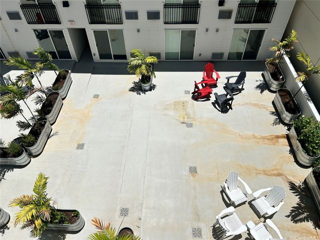 803 Waimanu Street 401, Honolulu, HI 96813