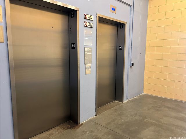 803 Waimanu Street 401, Honolulu, HI 96813