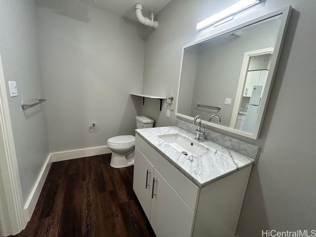 803 Waimanu Street 401, Honolulu, HI 96813