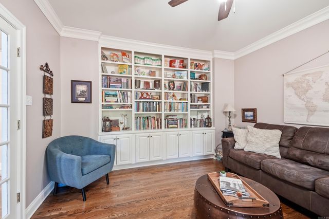 2 Richland Hills Drive, Conway, AR 72034