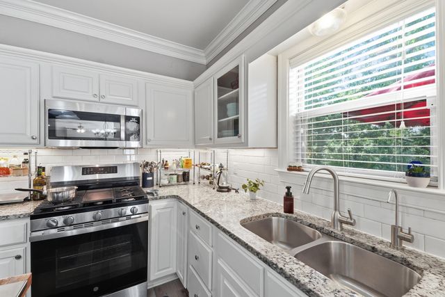 2 Richland Hills Drive, Conway, AR 72034