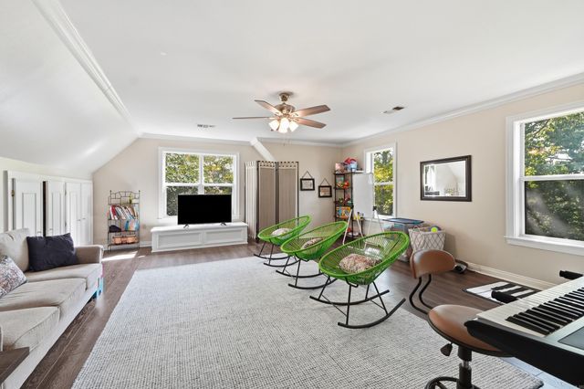 2 Richland Hills Drive, Conway, AR 72034