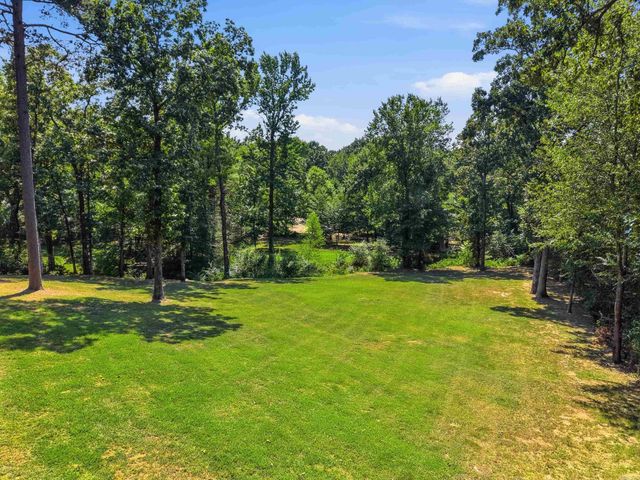 2 Richland Hills Drive, Conway, AR 72034