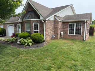 1311 Crofton Park Ct, Columbia, TN 38401