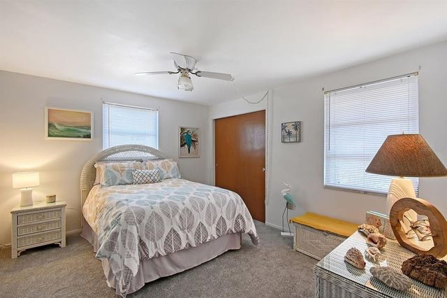 2406 BREAKWATER CIRCLE, Sarasota, FL 34231