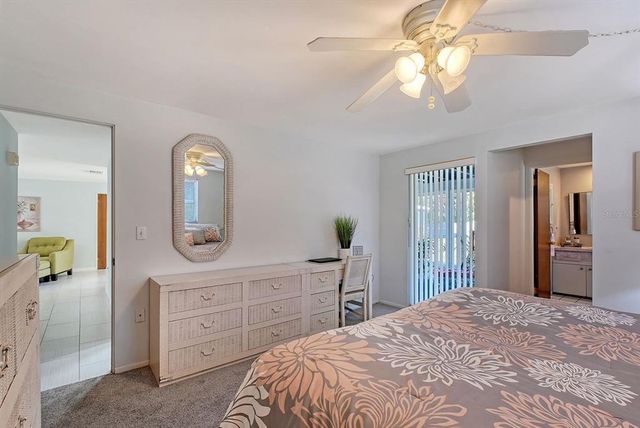 2406 BREAKWATER CIRCLE, Sarasota, FL 34231