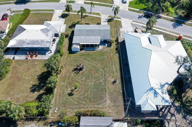 2406 BREAKWATER CIRCLE, Sarasota, FL 34231