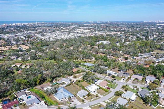 2406 BREAKWATER CIRCLE, Sarasota, FL 34231