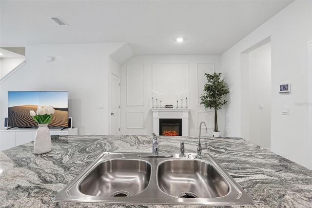 9223 ROCK HARBOUR WAY, Tampa, FL 33637