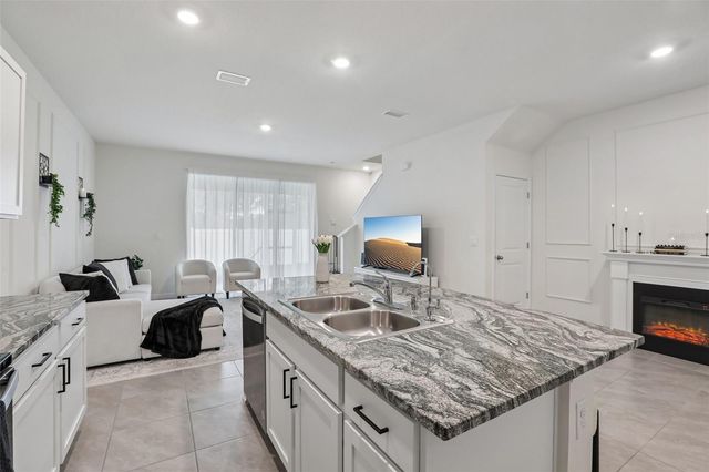 9223 ROCK HARBOUR WAY, Tampa, FL 33637