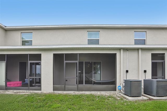 9223 ROCK HARBOUR WAY, Tampa, FL 33637