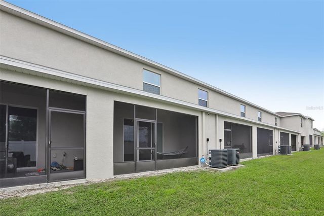 9223 ROCK HARBOUR WAY, Tampa, FL 33637