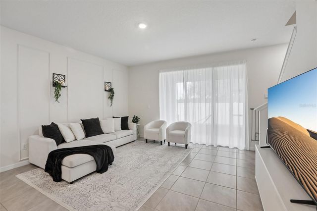 9223 ROCK HARBOUR WAY, Tampa, FL 33637