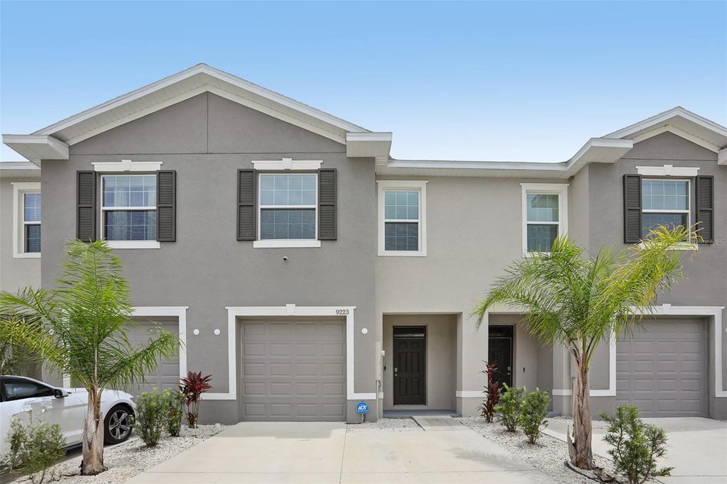 9223 ROCK HARBOUR WAY, Tampa, FL 33637