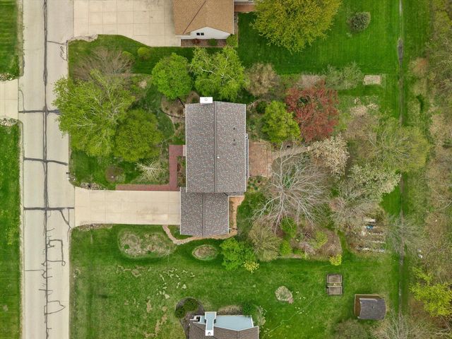 921 Park BOULEVARD, Oak Creek, WI 53154