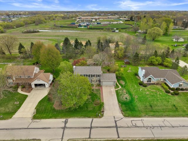 921 Park BOULEVARD, Oak Creek, WI 53154