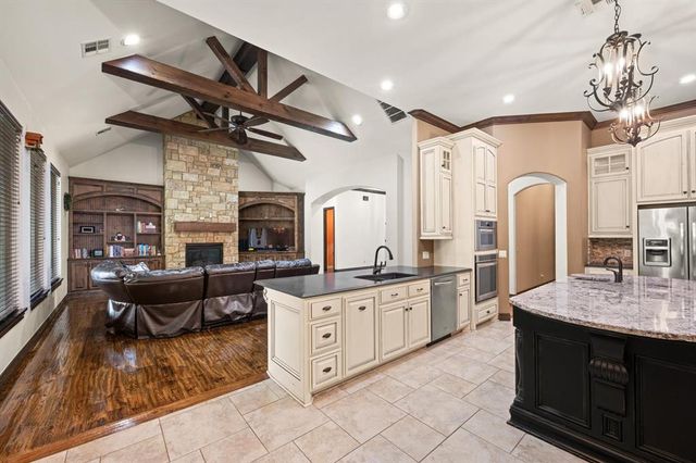 2708 Cattle Drive, Edmond, OK 73034