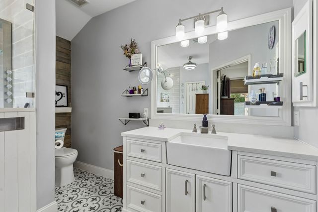 1118 Red Robin Drive, Aubrey, TX 76227