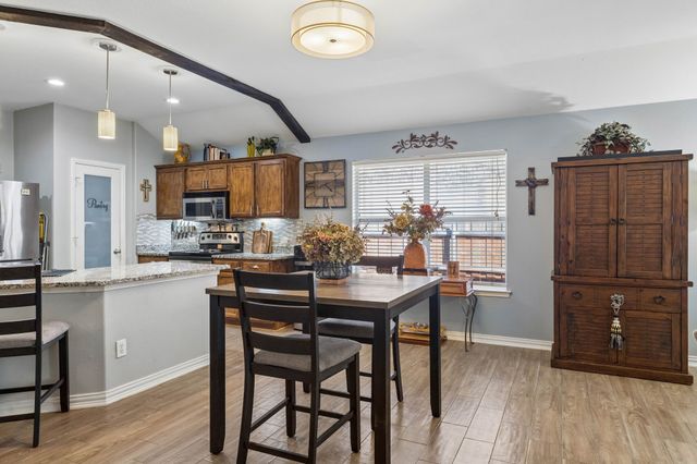 1118 Red Robin Drive, Aubrey, TX 76227